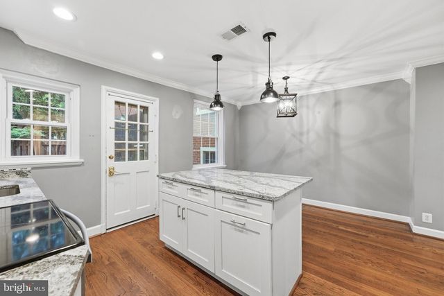 4616 31ST RD S, Arlington, VA 22206