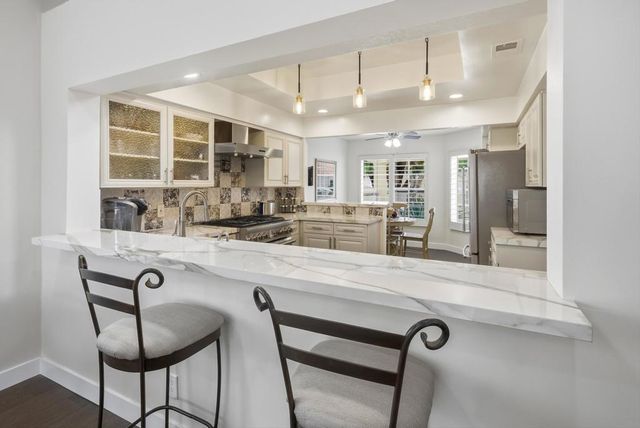 157 Desert Falls Drive E, Palm Desert, CA 92211