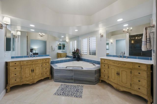 157 Desert Falls Drive E, Palm Desert, CA 92211