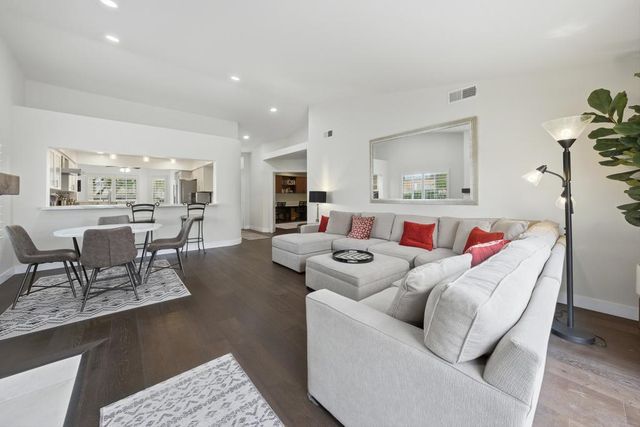 157 Desert Falls Drive E, Palm Desert, CA 92211