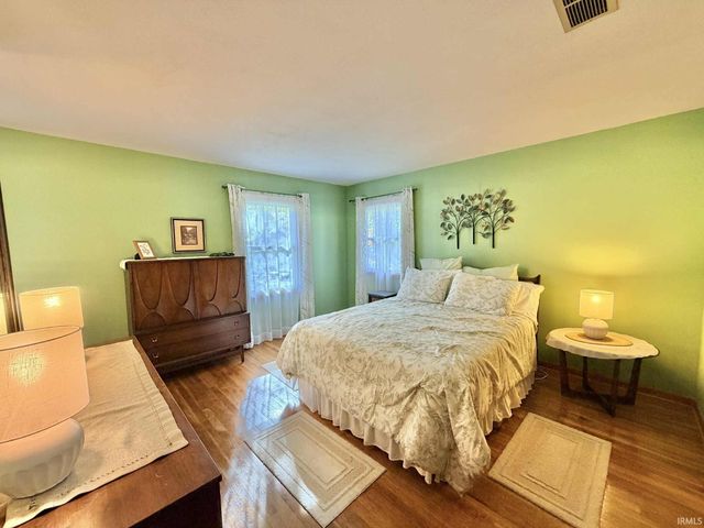 13112 W 230 N, Linton, IN 47441