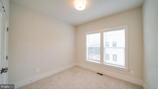 43057 PONY TRUCK TER, Ashburn, VA 20147