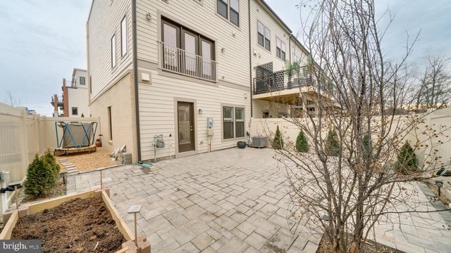 43057 PONY TRUCK TER, Ashburn, VA 20147