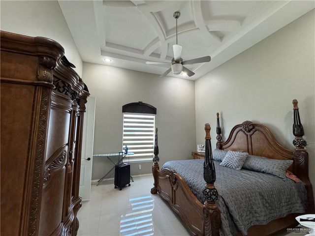 512 Ponciana Drive, Edinburg, TX 78542