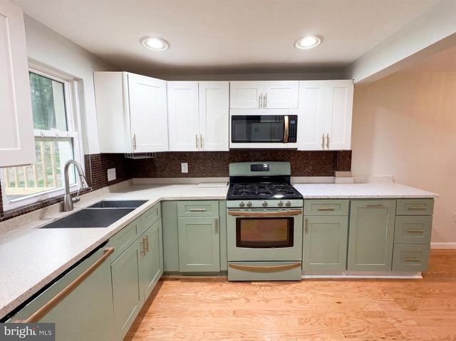 3802 FORESTDALE AVE, Woodbridge, VA 22193