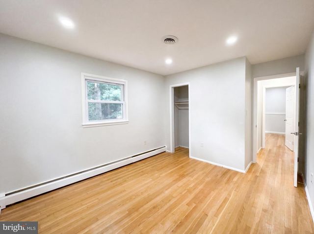 3802 FORESTDALE AVE, Woodbridge, VA 22193