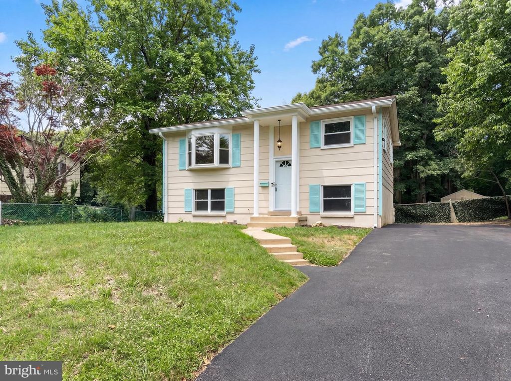 3802 FORESTDALE AVE, Woodbridge, VA 22193