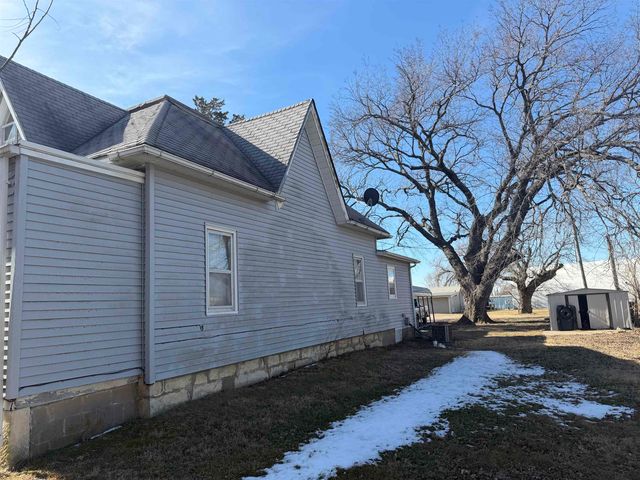 1402 W 6th Ave, El Dorado, KS 67042