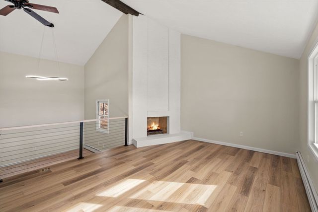 9 Scenic Ave, Webster, MA 01570