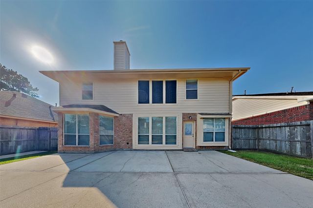 6819 Amber Pine Court, Humble, TX 77346