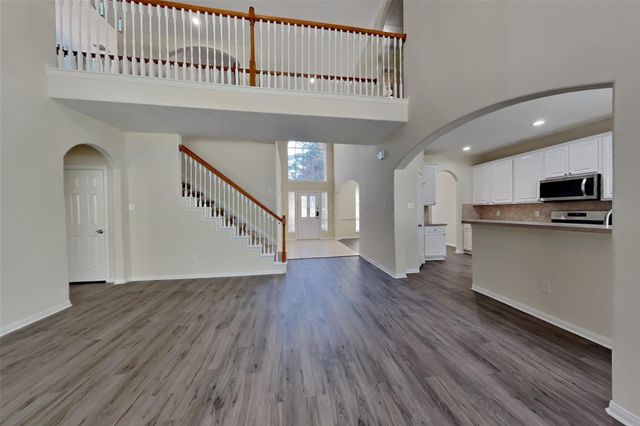 6819 Amber Pine Court, Humble, TX 77346