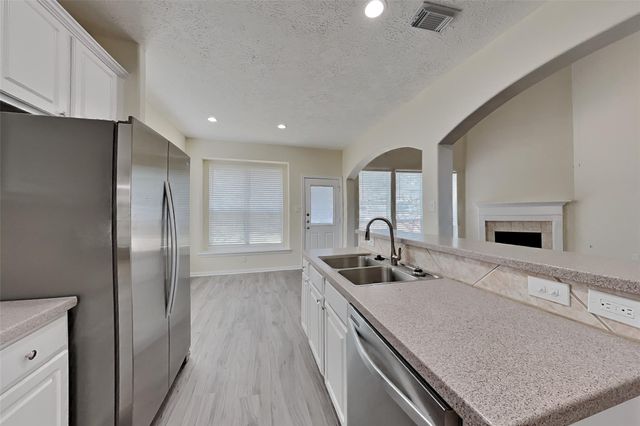 6819 Amber Pine Court, Humble, TX 77346