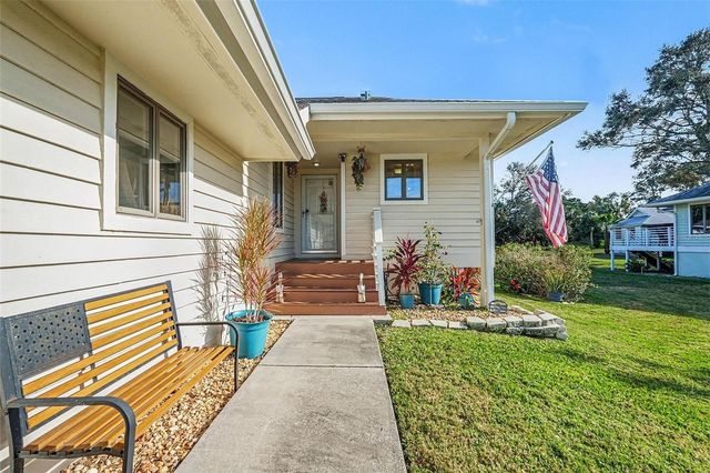 1007 LAKE AVOCA DRIVE, Tarpon Springs, FL 34689