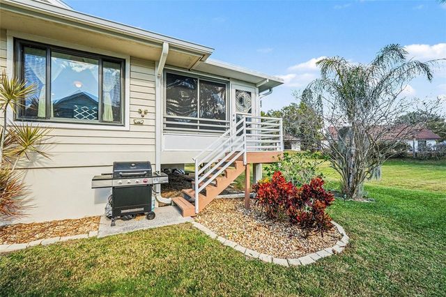 1007 LAKE AVOCA DRIVE, Tarpon Springs, FL 34689