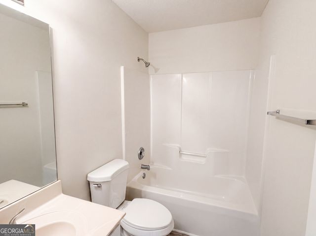 1192 Eagles Pass, Mcdonough, GA 30253