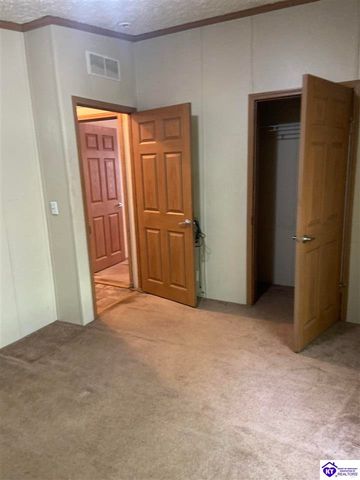 39 Pickerell Road, Buffalo, KY 42716
