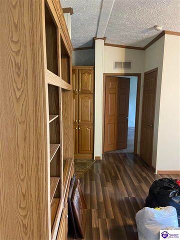 39 Pickerell Road, Buffalo, KY 42716