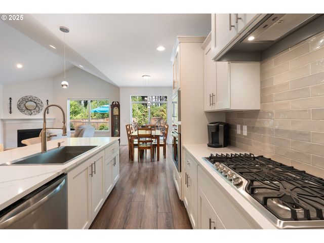 17753 Sw LOCKWOOD Ct, Sherwood, OR 97140