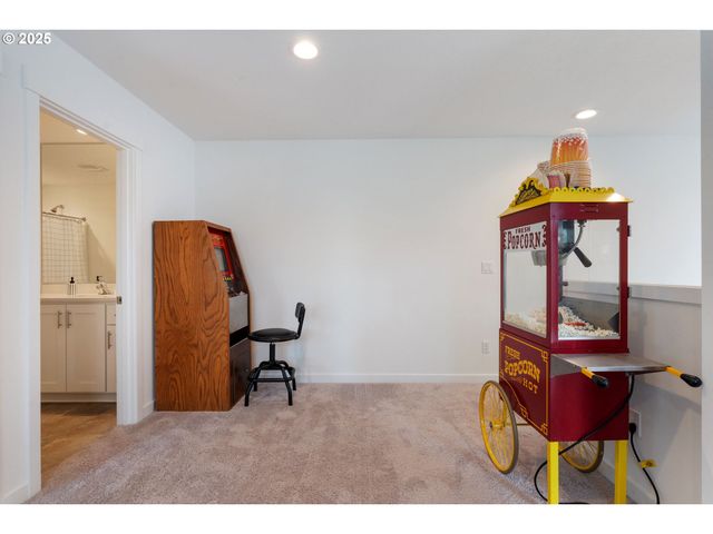 17753 Sw LOCKWOOD Ct, Sherwood, OR 97140