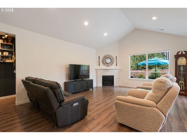 17753 Sw LOCKWOOD Ct, Sherwood, OR 97140