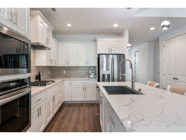 17753 Sw LOCKWOOD Ct, Sherwood, OR 97140