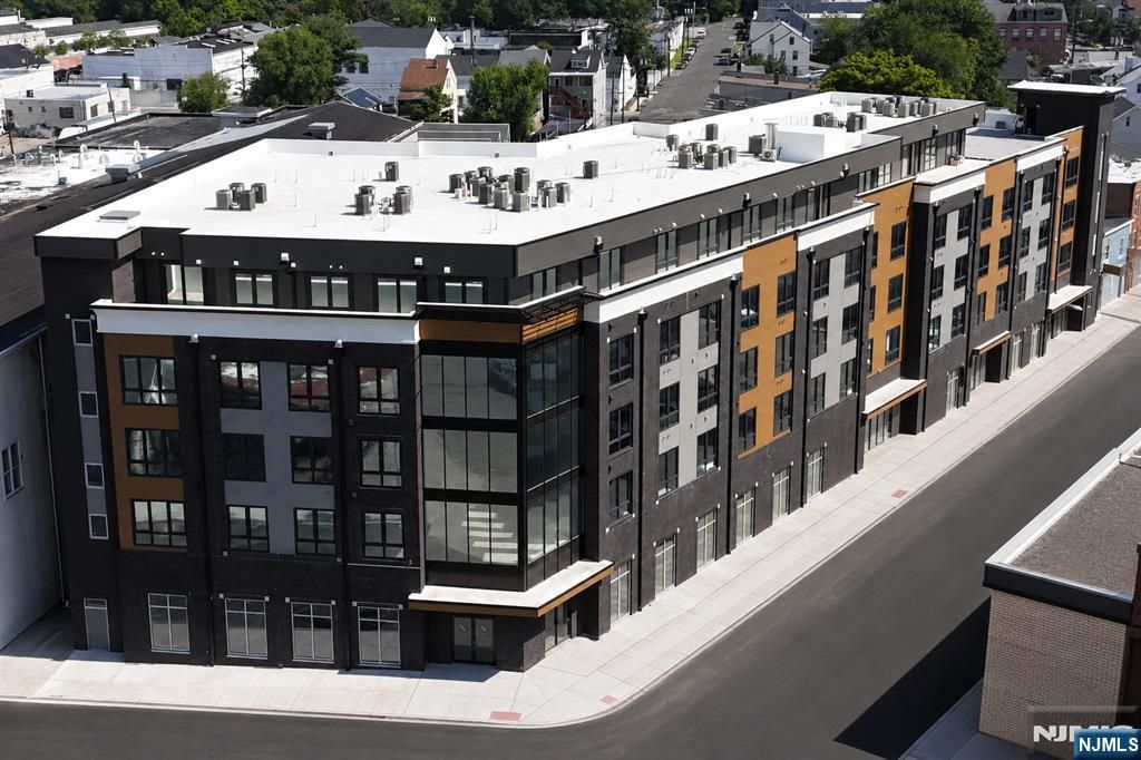 587 River Street 512, Paterson, NJ 07524