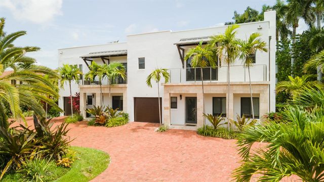1121 Bel Air Drive, Highland Beach, FL 33487