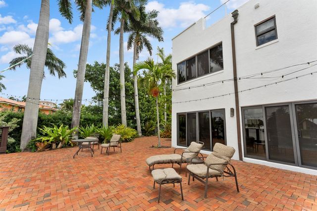 1121 Bel Air Drive, Highland Beach, FL 33487