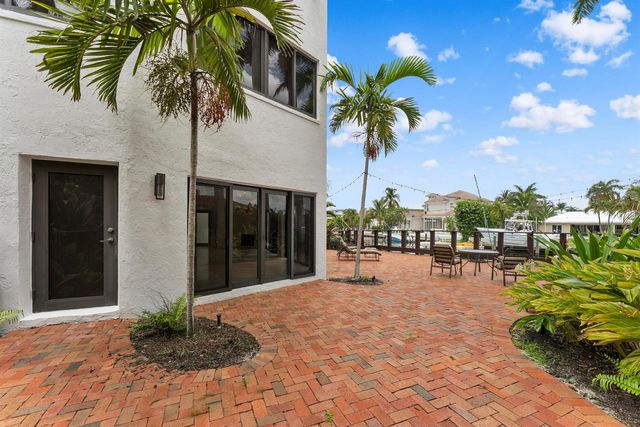1121 Bel Air Drive, Highland Beach, FL 33487