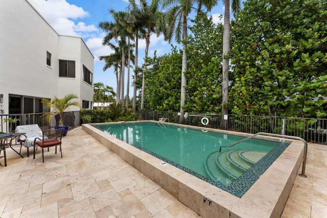 1121 Bel Air Drive, Highland Beach, FL 33487