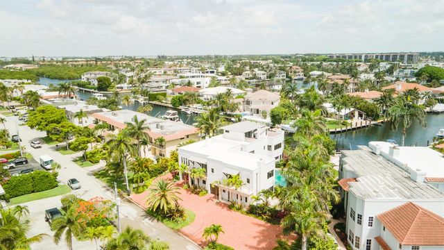 1121 Bel Air Drive, Highland Beach, FL 33487