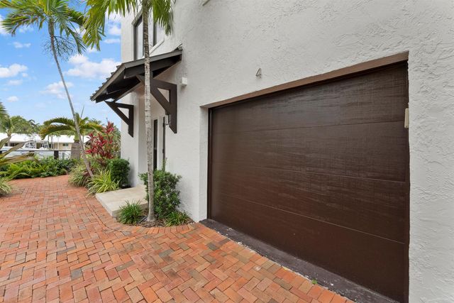 1121 Bel Air Drive, Highland Beach, FL 33487