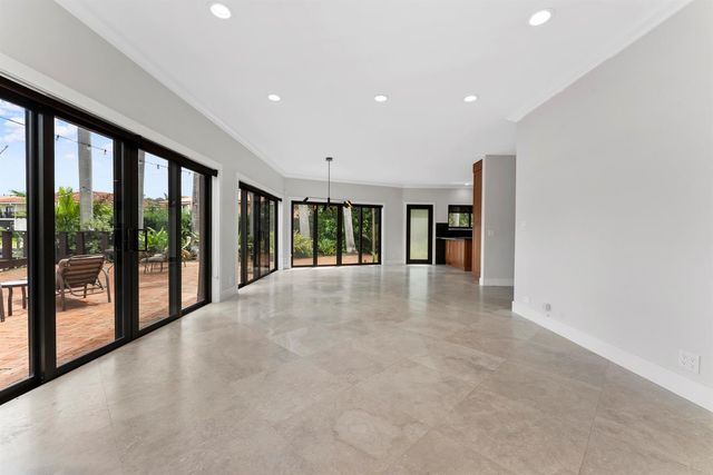 1121 Bel Air Drive, Highland Beach, FL 33487