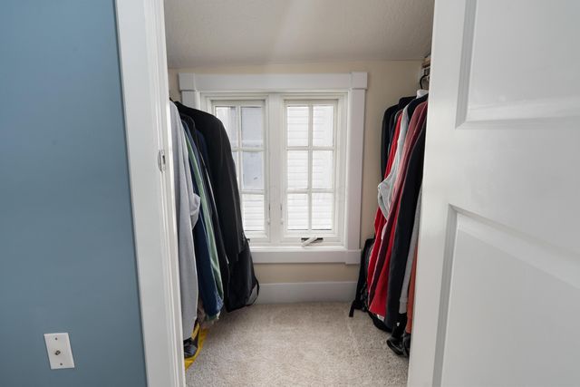 242 E 4th Avenue, Columbus, OH 43201