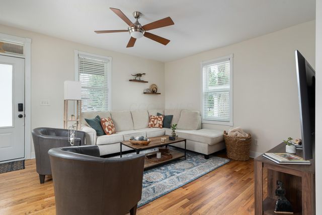 242 E 4th Avenue, Columbus, OH 43201