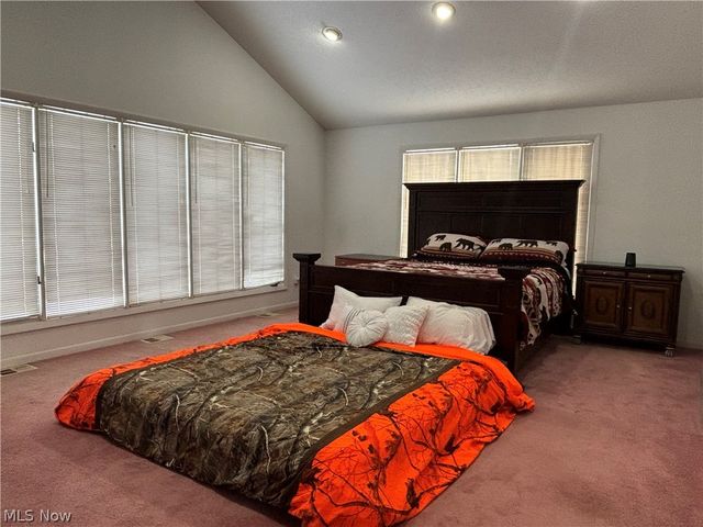 10765 Bell Road, Newbury, OH 44065