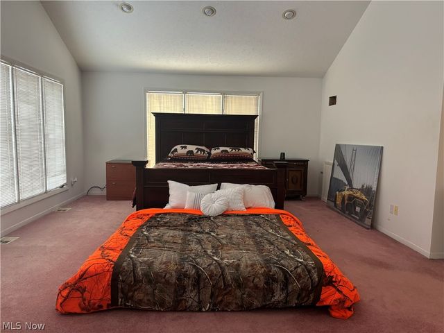 10765 Bell Road, Newbury, OH 44065