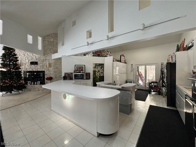 10765 Bell Road, Newbury, OH 44065