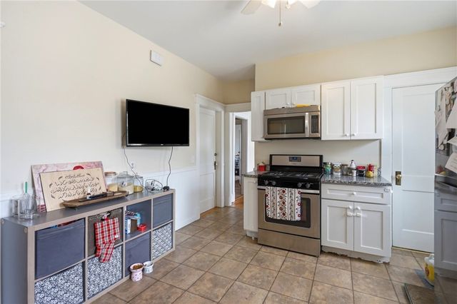 981 Smith Street, Providence, RI 02908