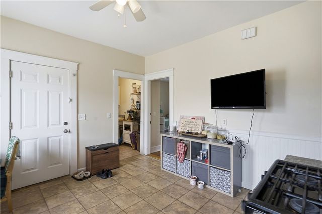 981 Smith Street, Providence, RI 02908