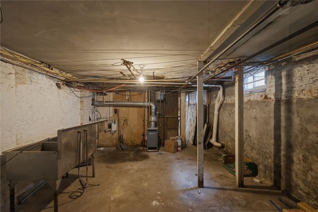981 Smith Street, Providence, RI 02908