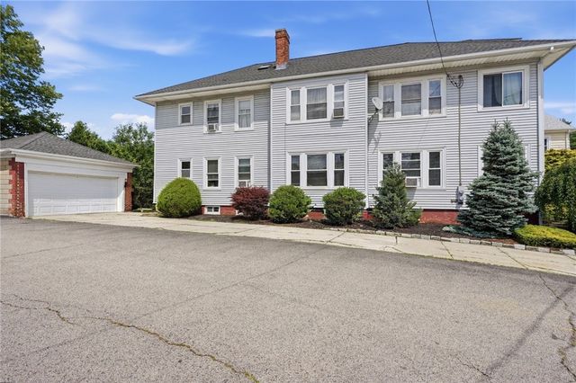 981 Smith Street, Providence, RI 02908