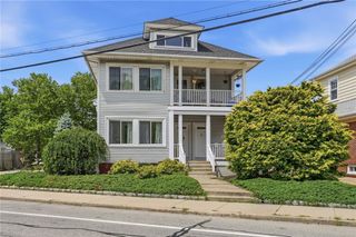 981 Smith Street, Providence, RI 02908