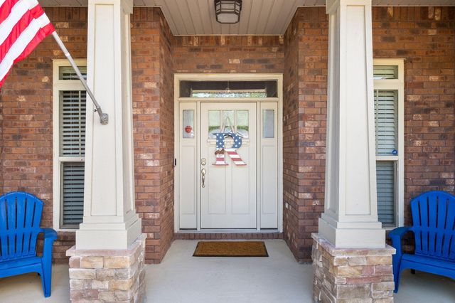2411 Tumbleweed Drive, Navarre, FL 32566