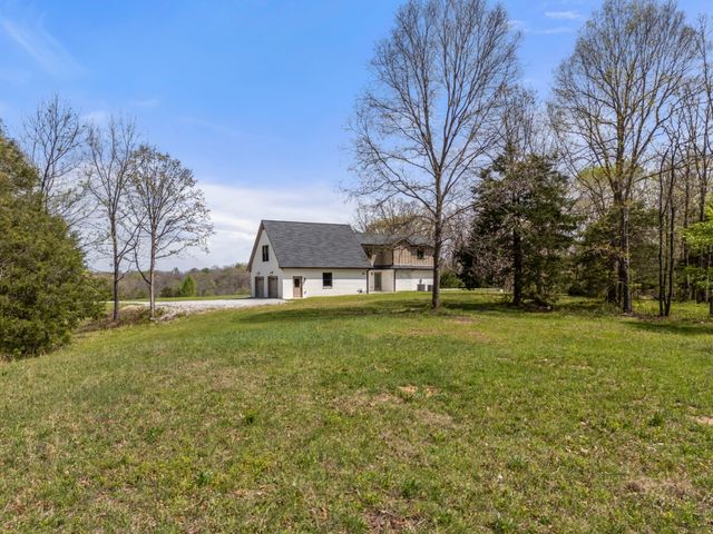 2210 Garners Creek Rd, Dickson, TN 37055
