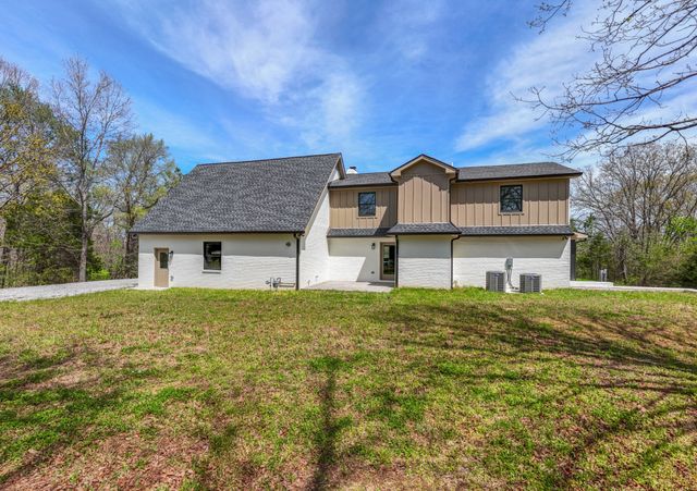 2210 Garners Creek Rd, Dickson, TN 37055