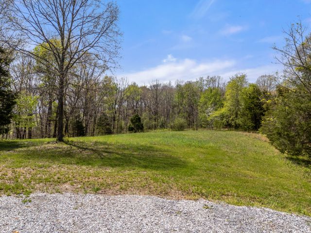 2210 Garners Creek Rd, Dickson, TN 37055
