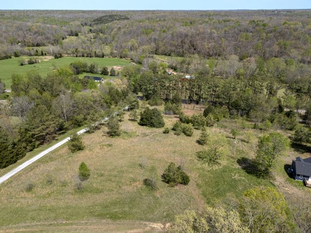 2210 Garners Creek Rd, Dickson, TN 37055