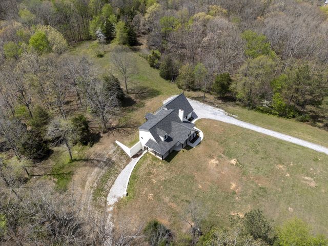 2210 Garners Creek Rd, Dickson, TN 37055