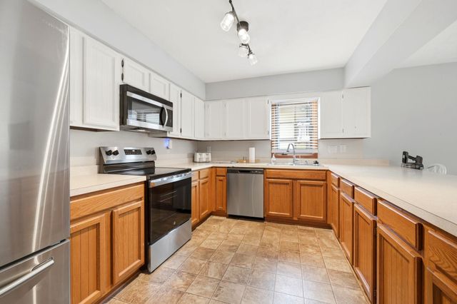 6813 Porcher Dr Apt 13, Myrtle Beach, SC 29572